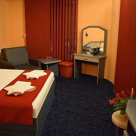 Flamingo & Wellness Center Otel 3*